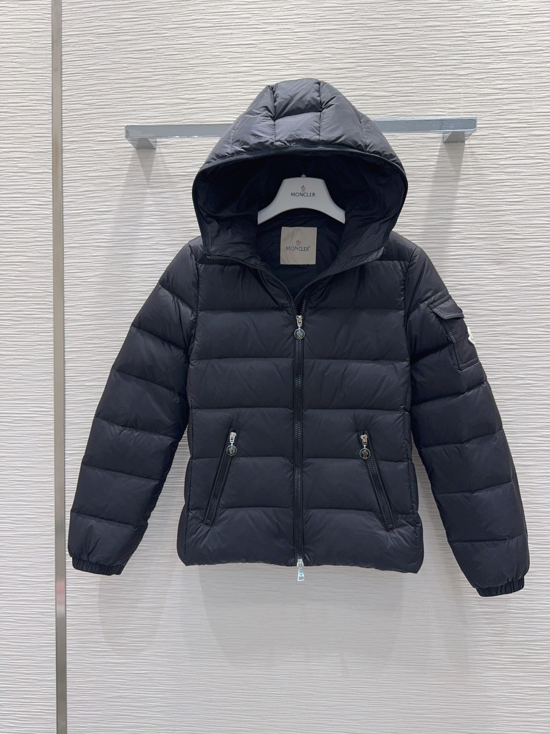 Moc**25fw new down jacket