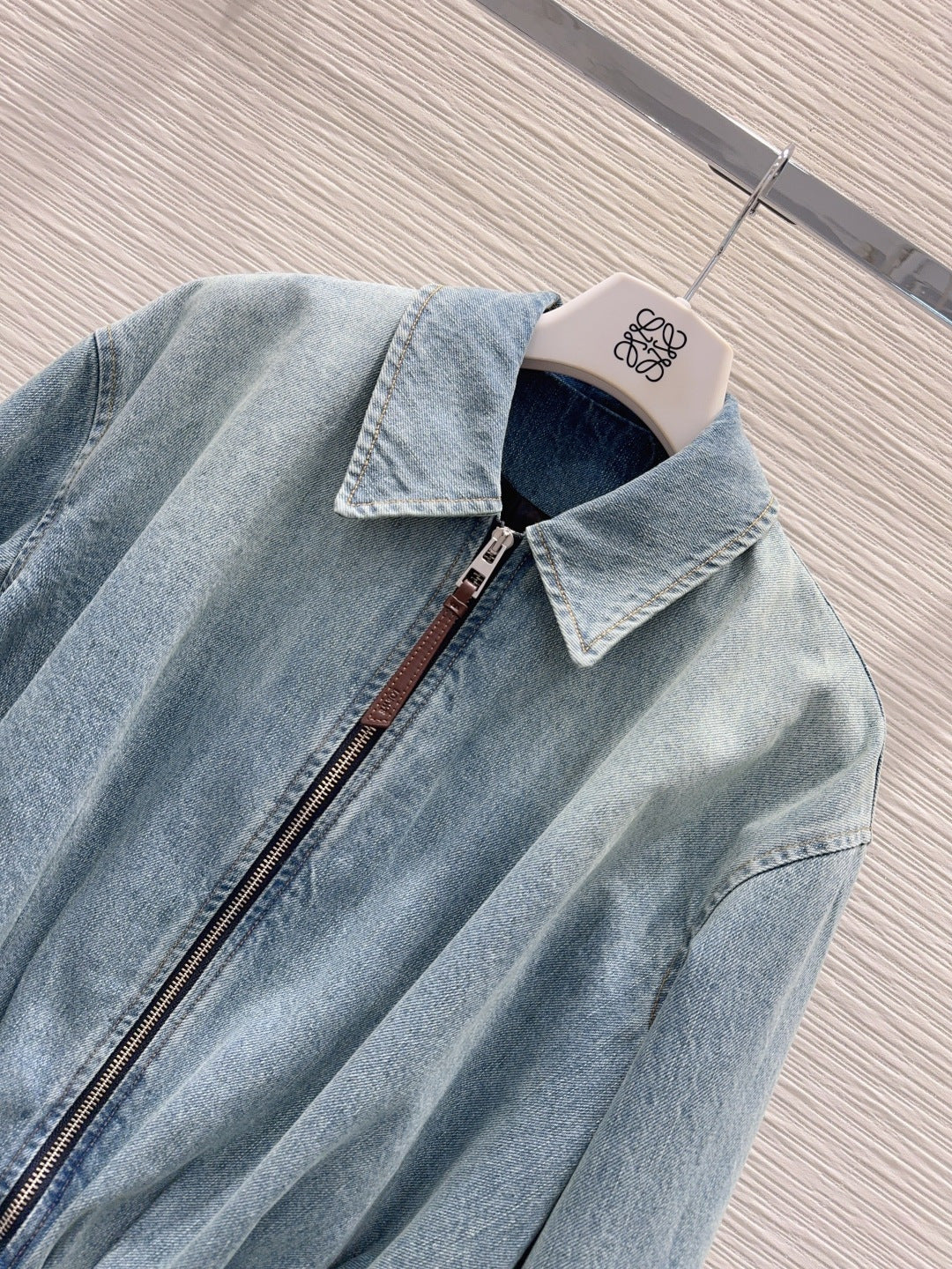 Lew 25fw zippered leather patch denim suit