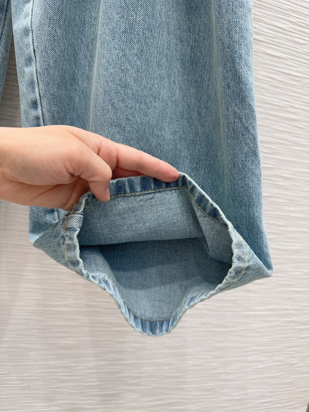 Lew 25fw zippered leather patch denim suit