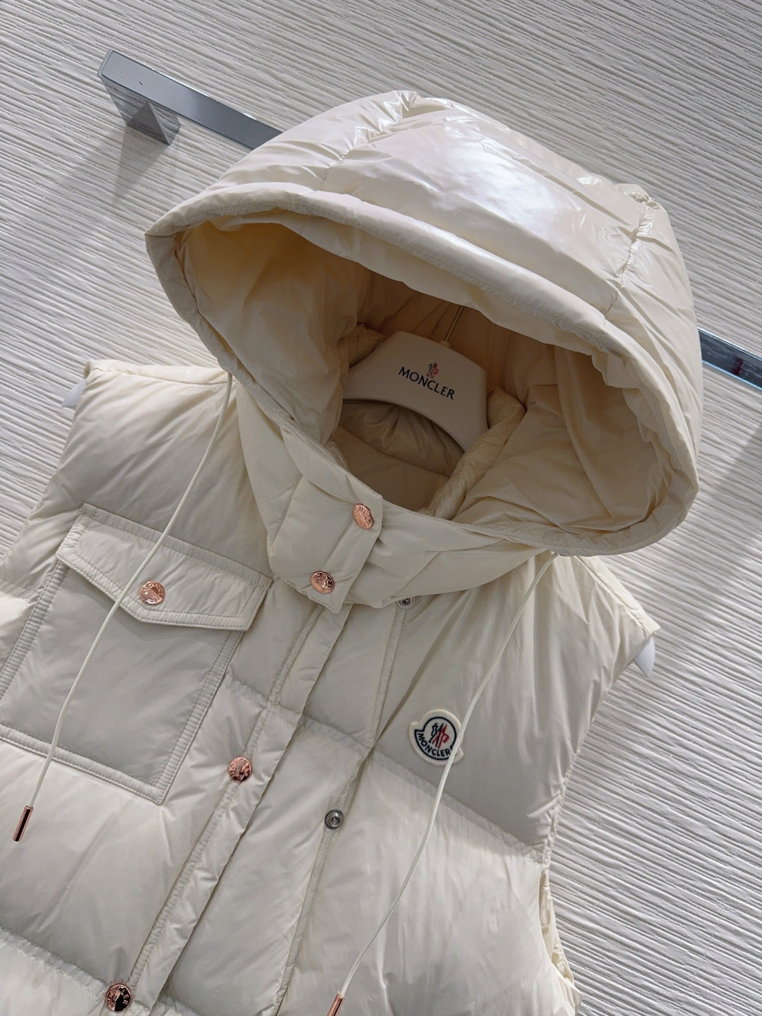 Moc 25fw new down vest