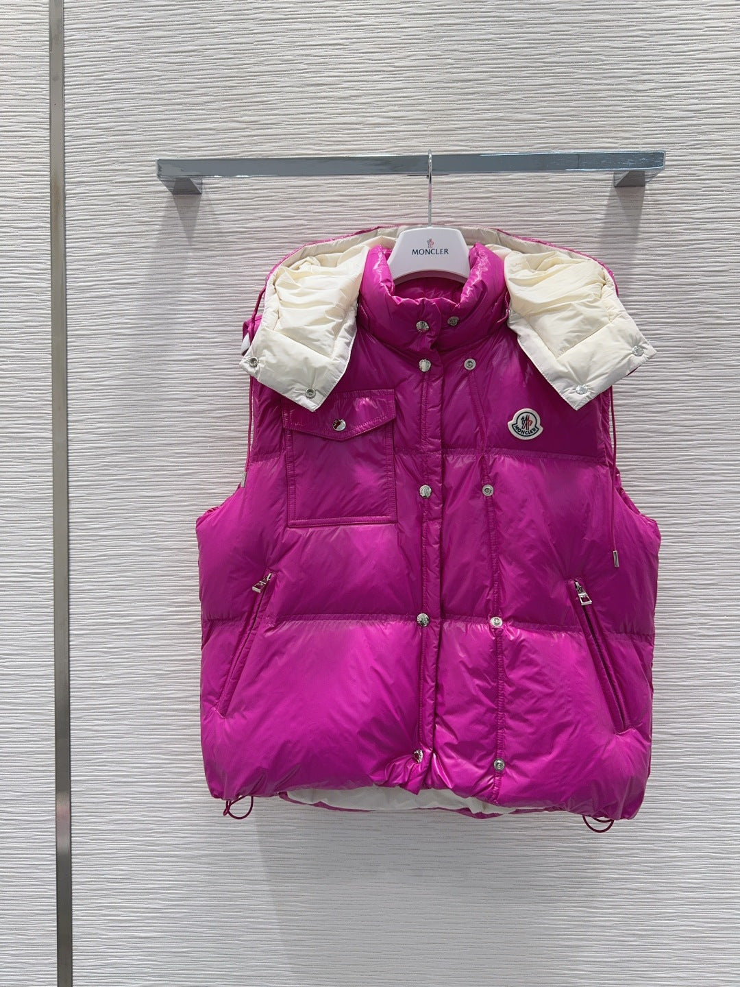 Moc 25fw new down vest