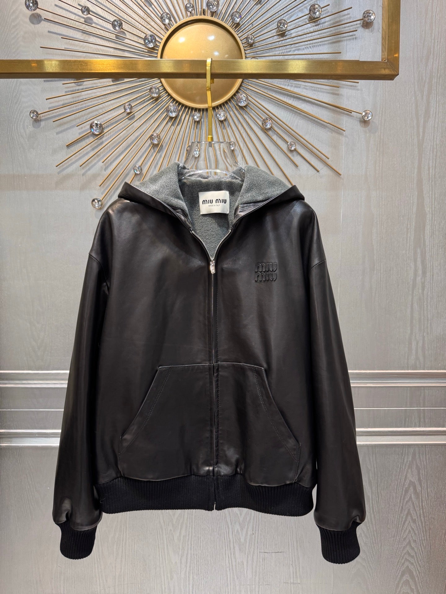 Miu**25fw black genuine leather jacket unisex