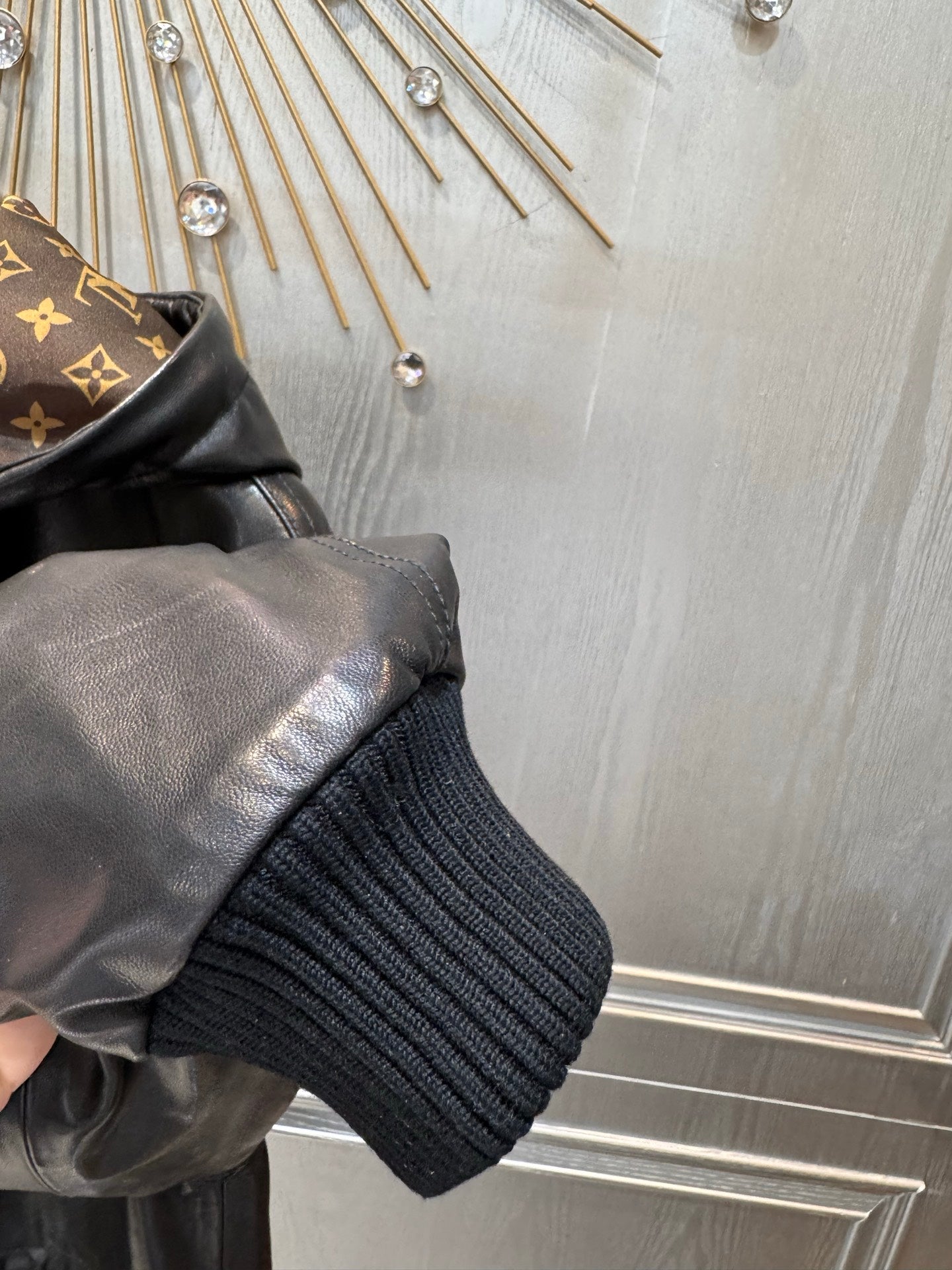 Lou**25fw black hooded genuine leather jacket