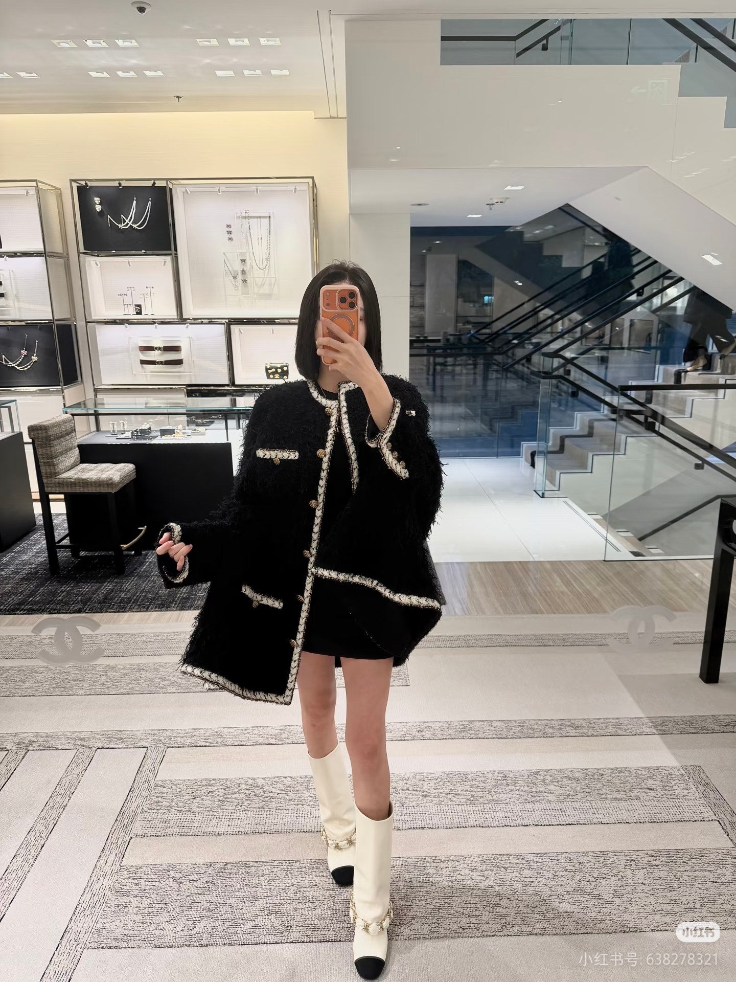 Cha**25fw black tweed cape coat