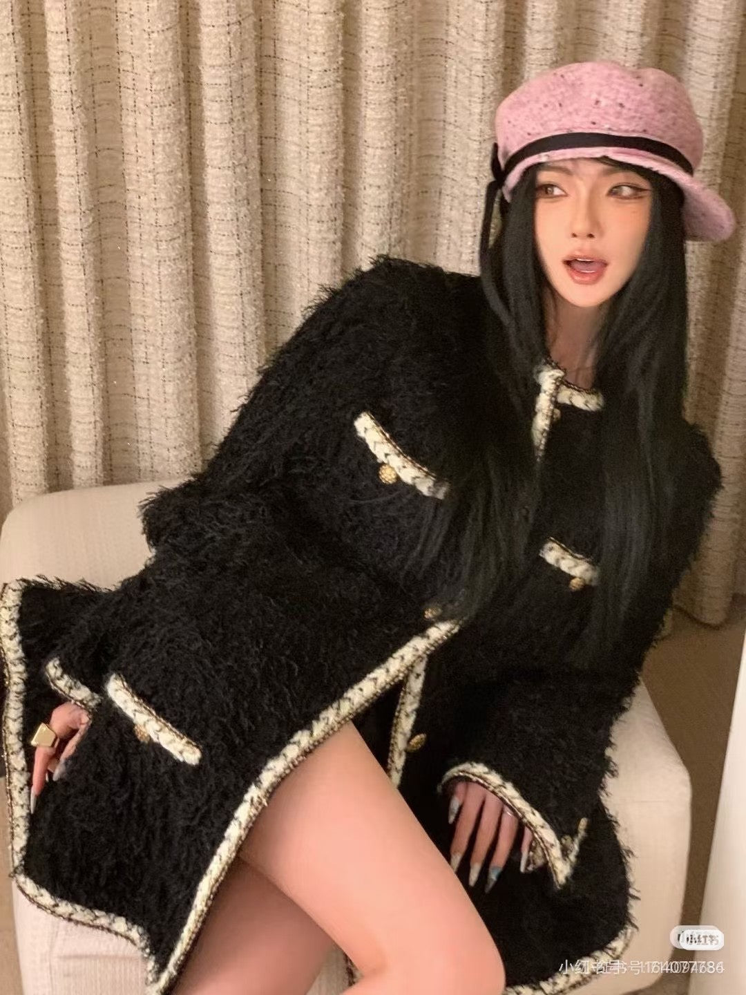 Cha**25fw black tweed cape coat