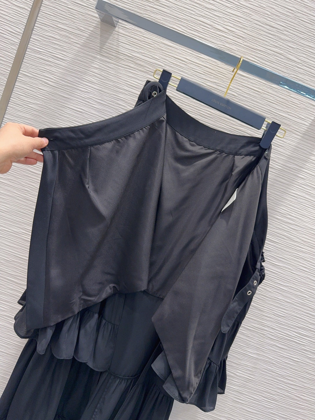 Lou**26 new early spring style high-low tiered skirt