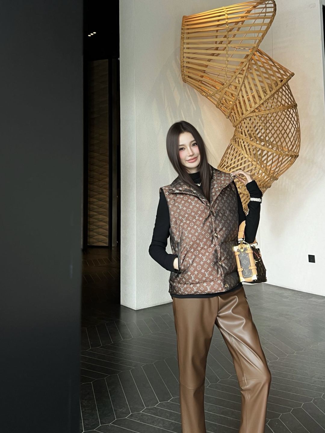 Lou**25fw new down vest