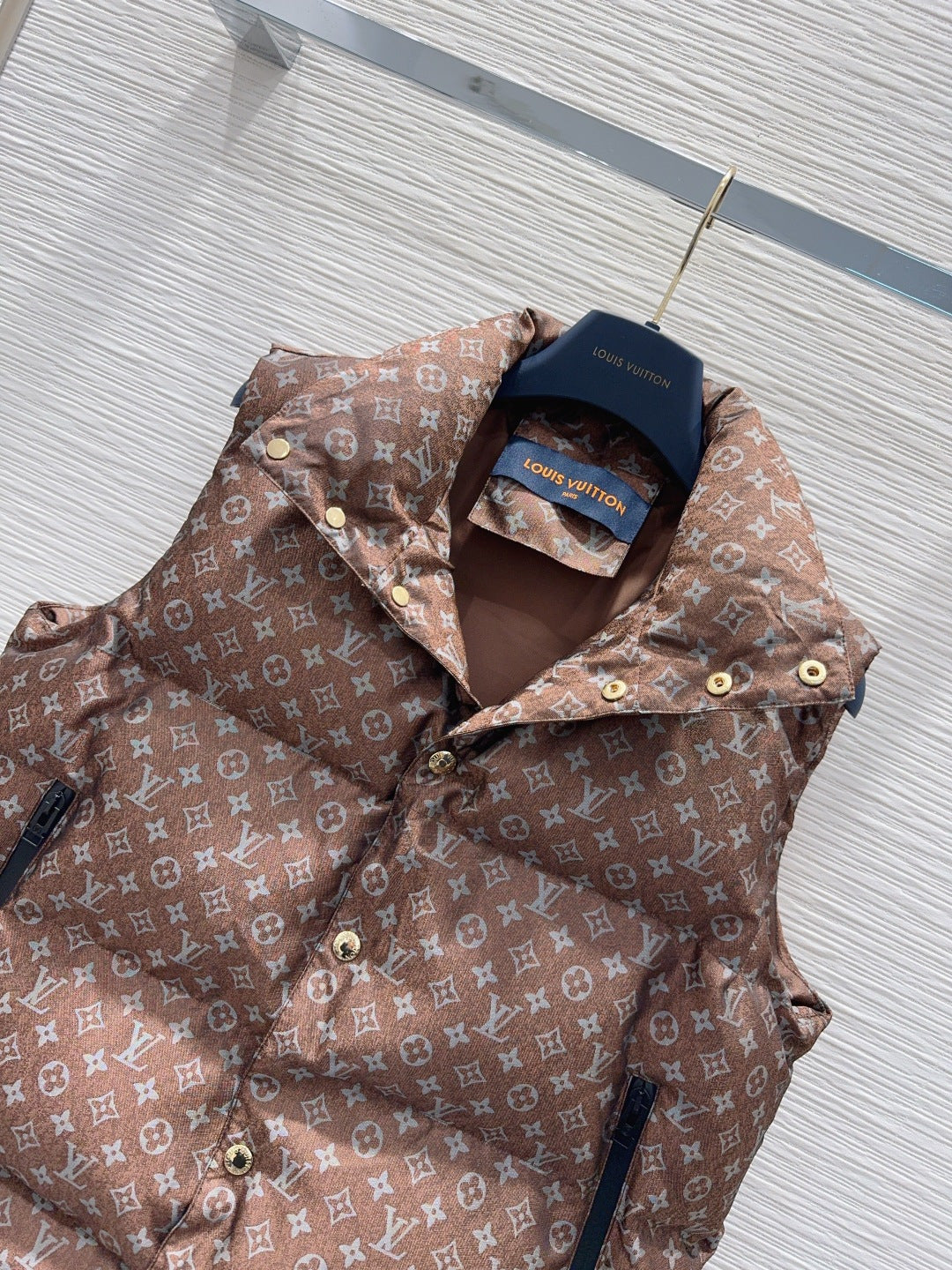 Lou**25fw new down vest