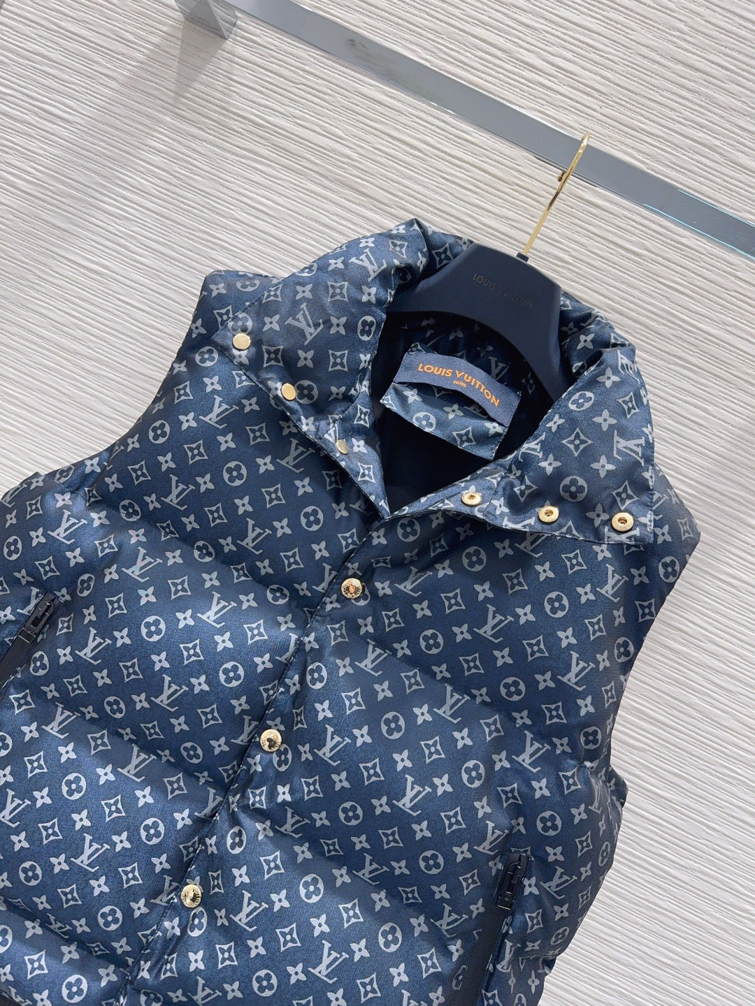 Lou**25fw new down vest