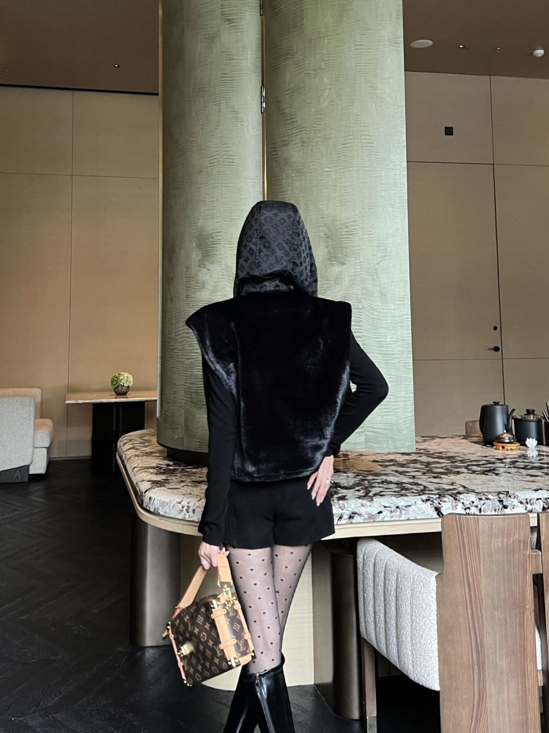 Lou**25fw new black vest jacket