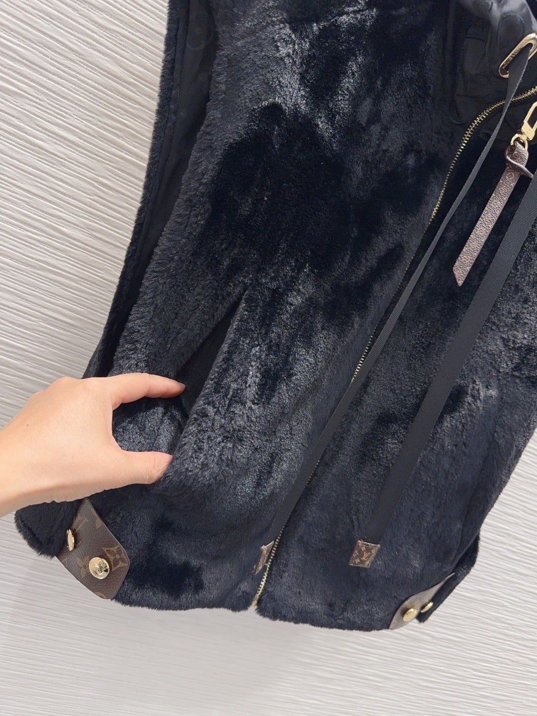 Lou**25fw new black vest jacket