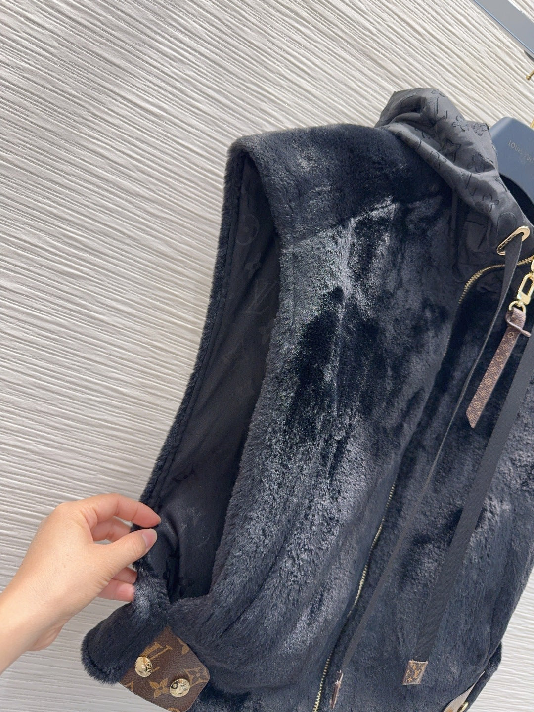 Lou**25fw new black vest jacket