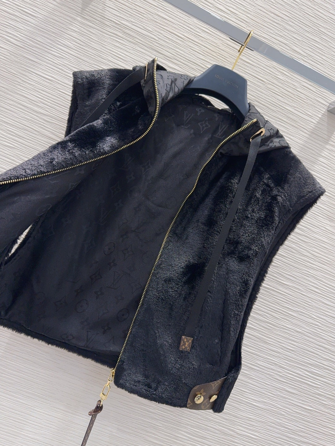 Lou**25fw new black vest jacket