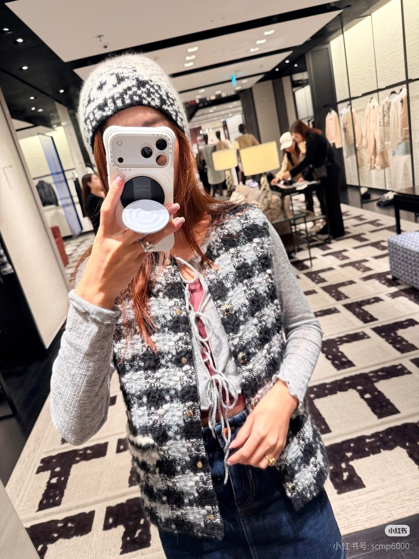 Cha**25N series checkered vest in black white and gray