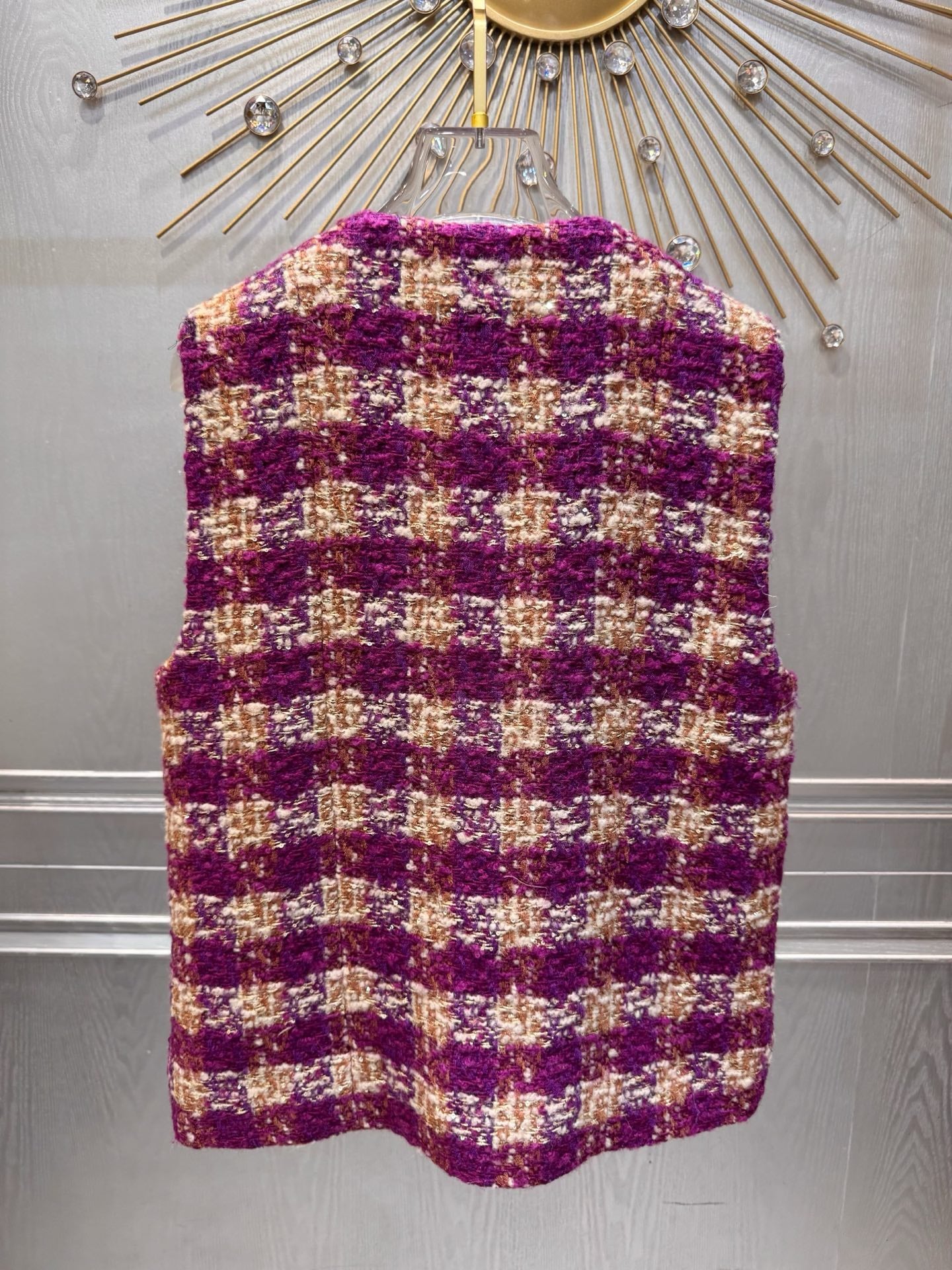 Cha**25N series checkered vest in purplish-red