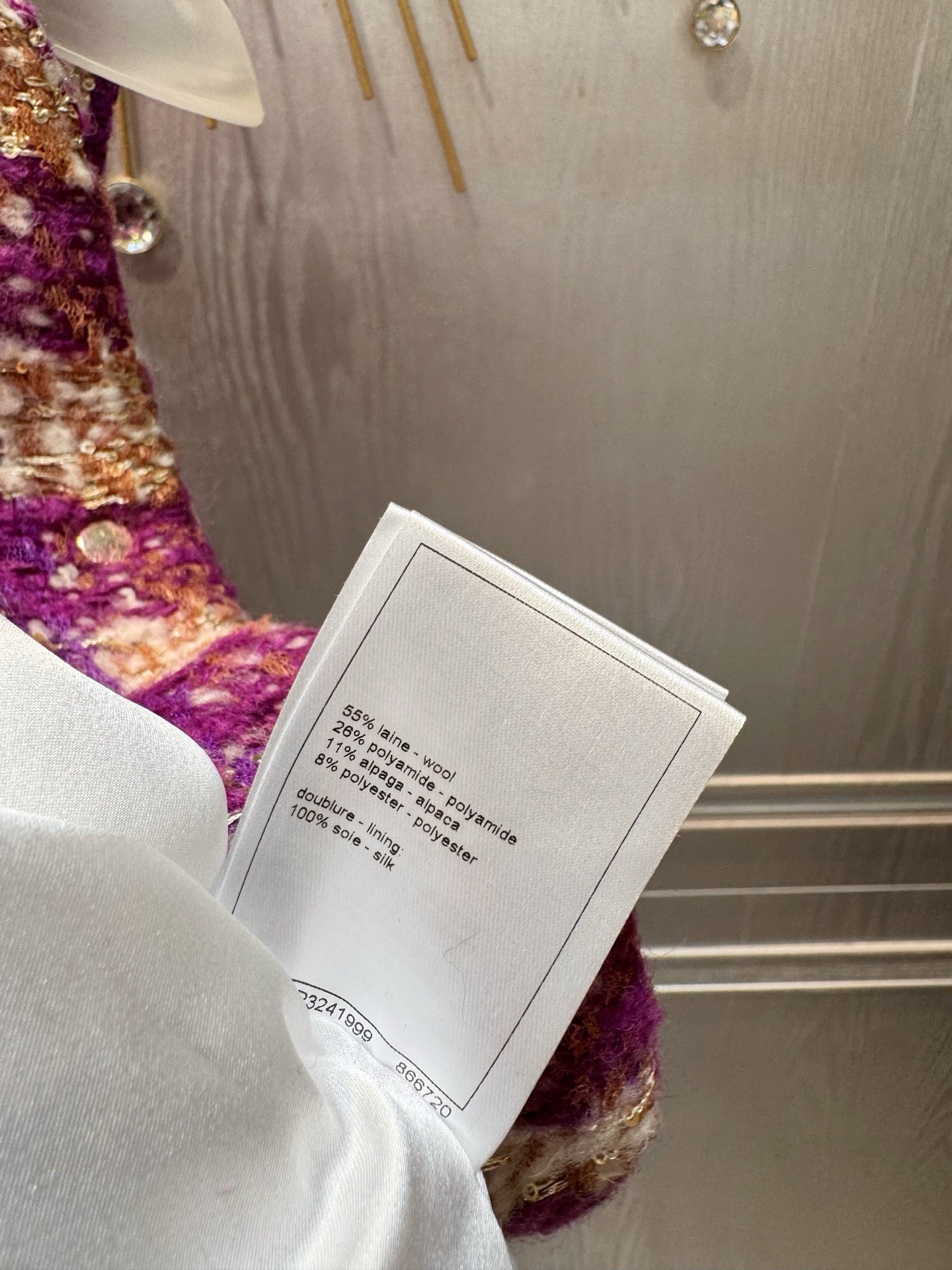 Cha**25N series checkered vest in purplish-red