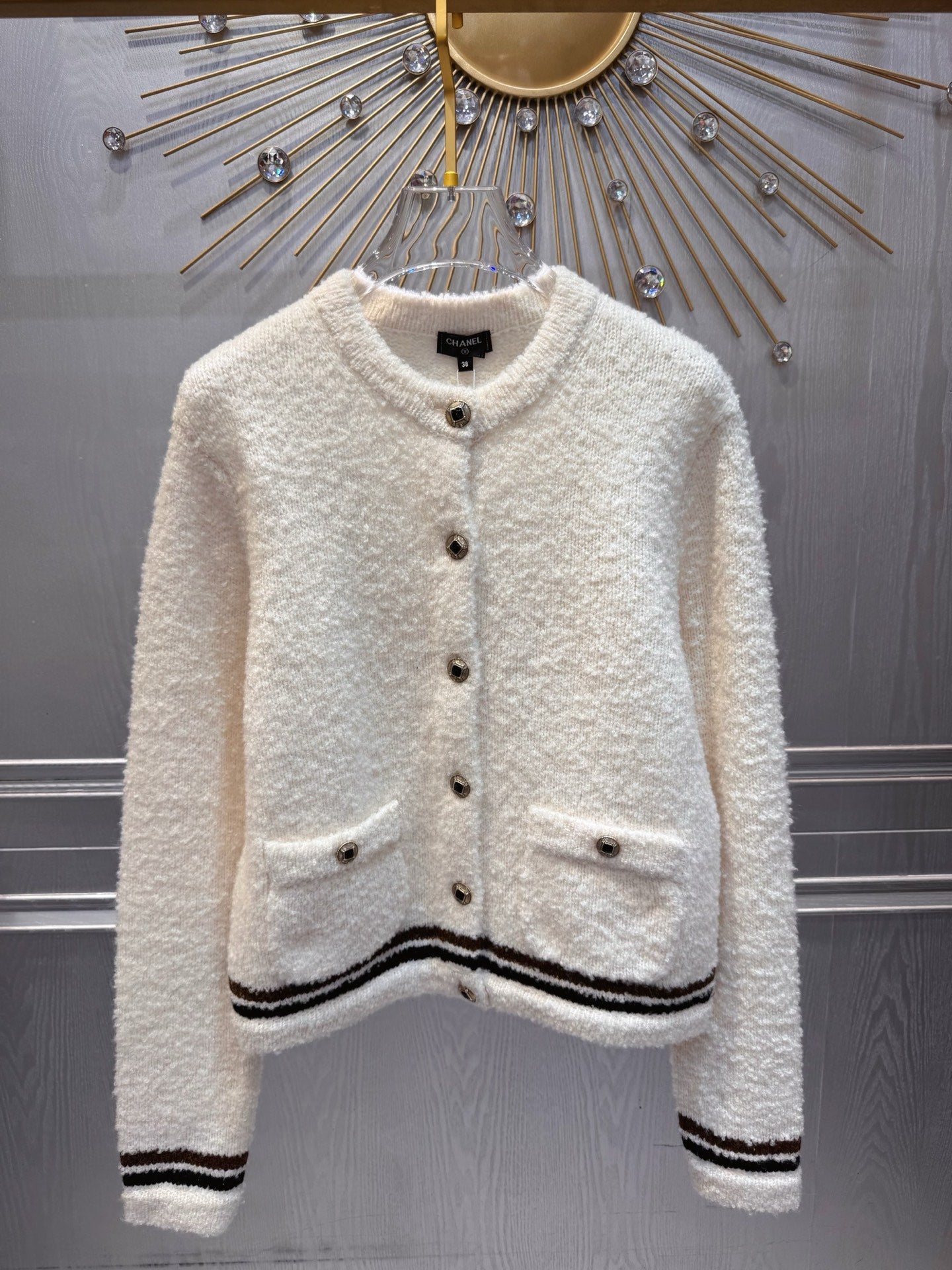 Cha**25N ski collection white knit cardigan