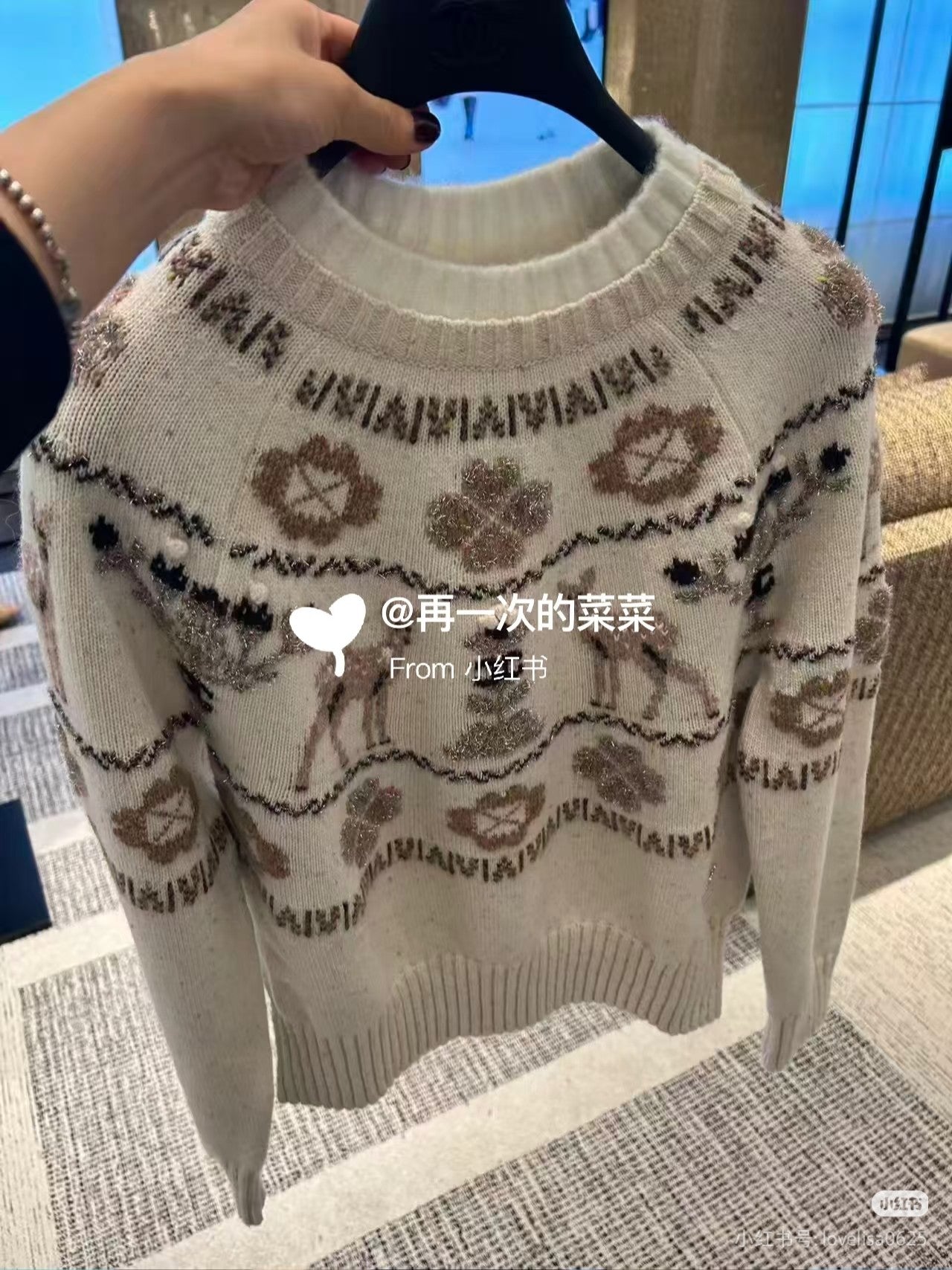 Cha**25N new ski season deer sweater