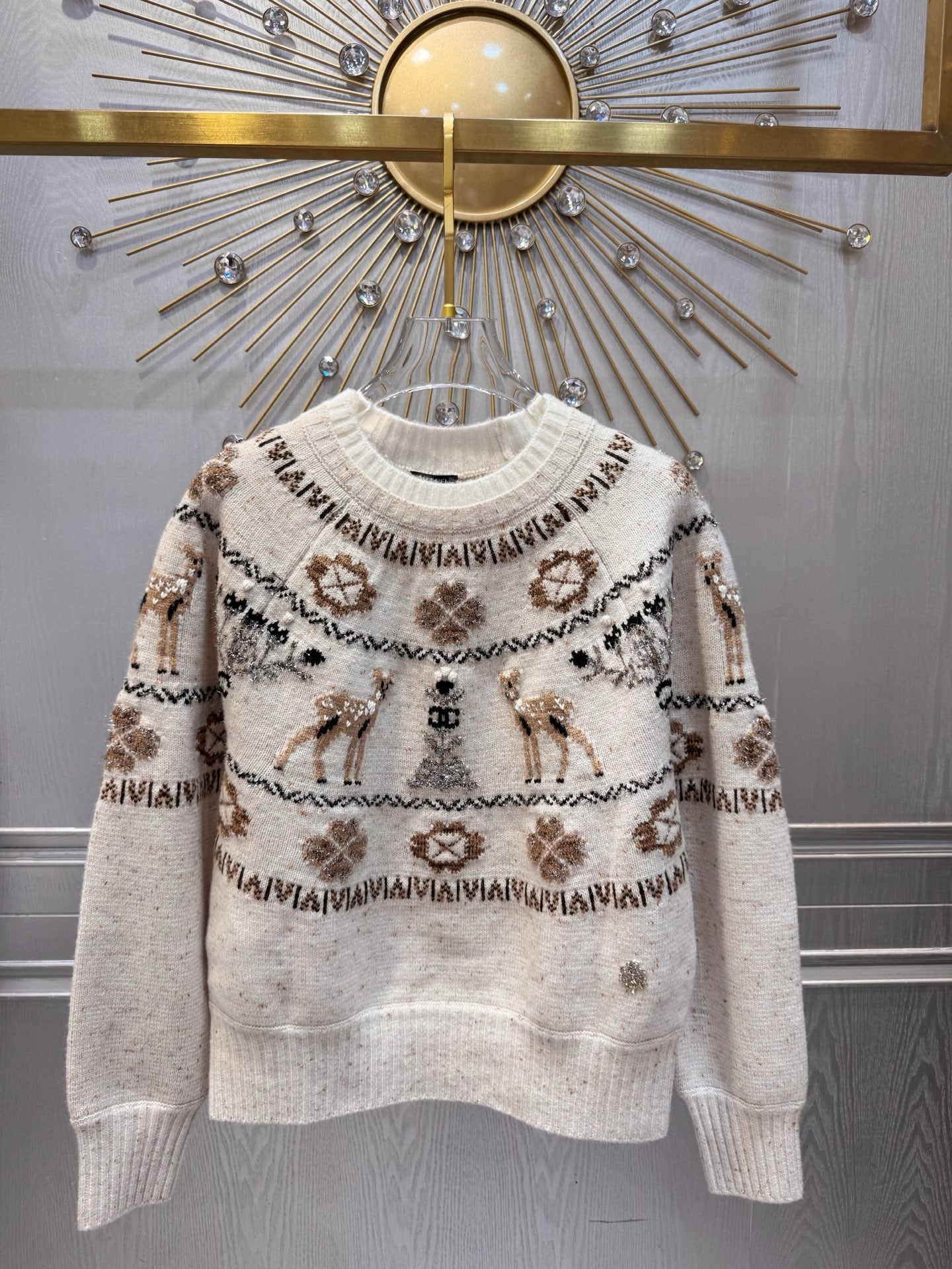 Cha**25N new ski season deer sweater