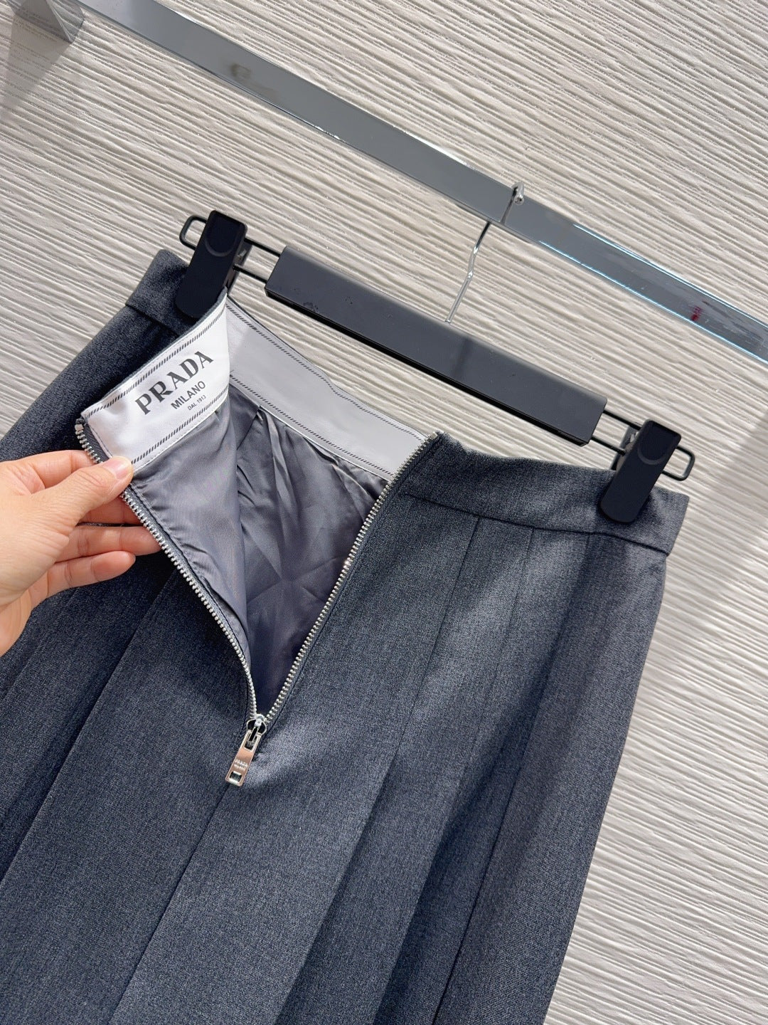 Pra 25fw new pleated long skirt