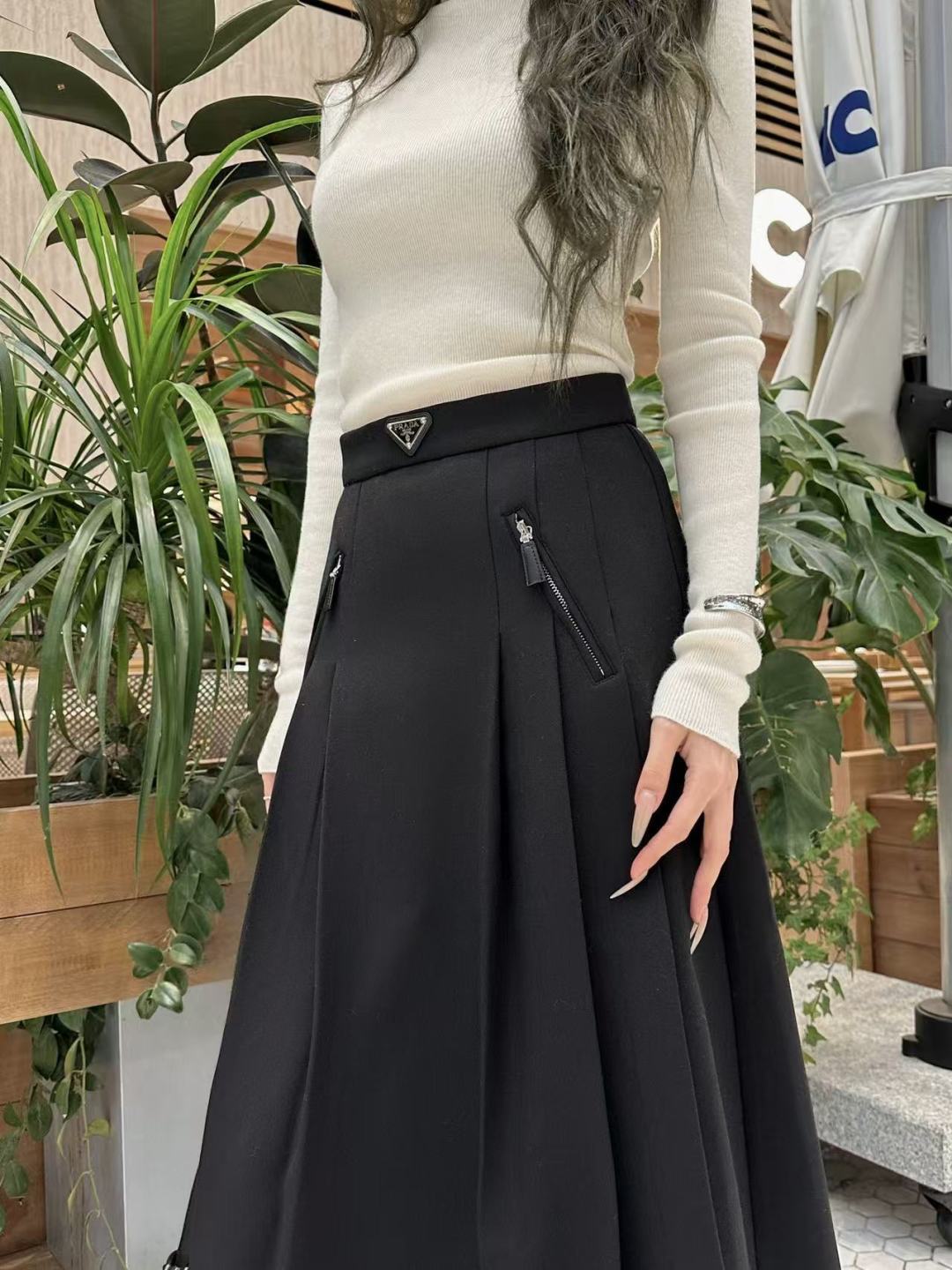 Pra 25fw new pleated long skirt