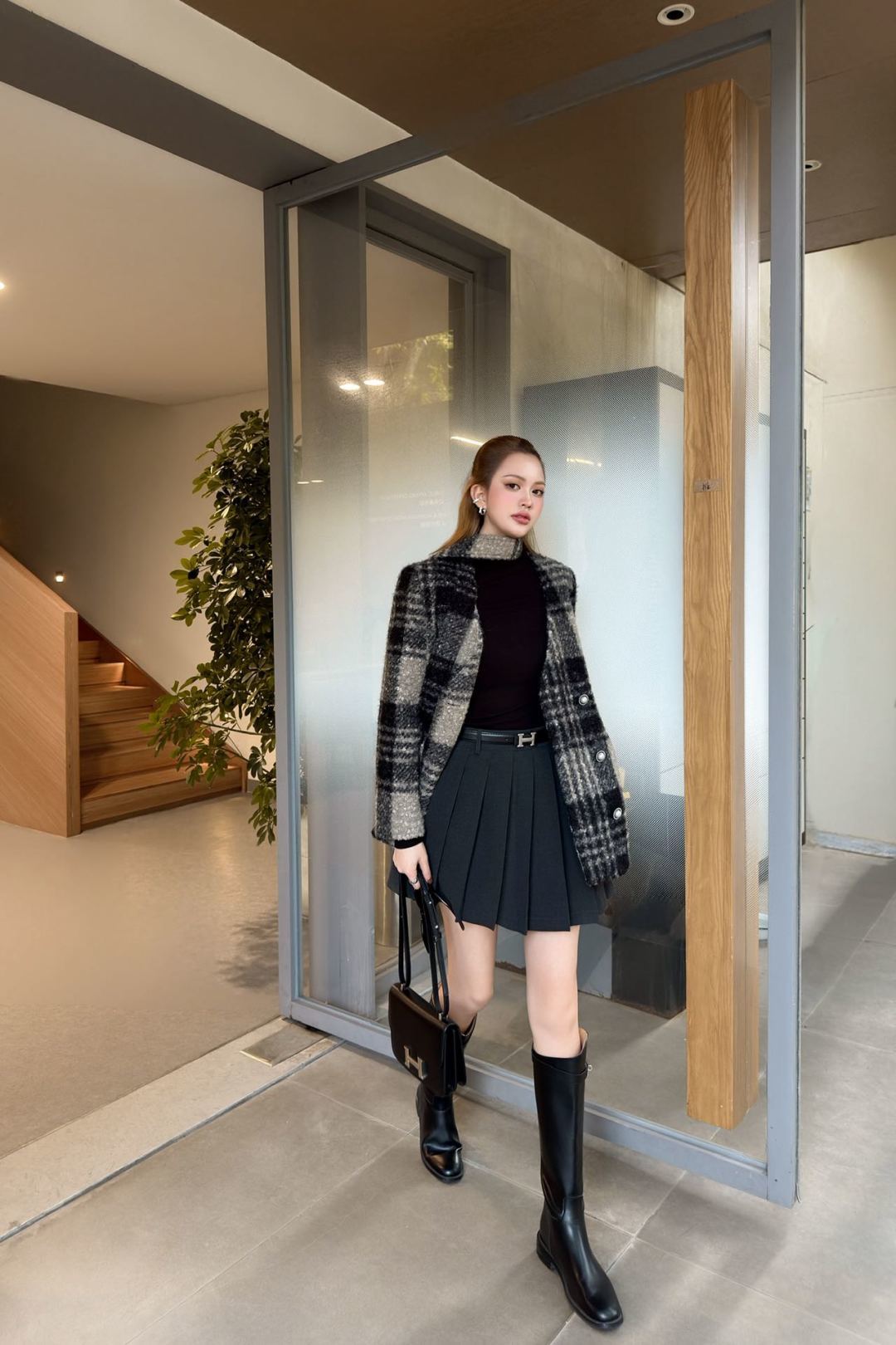 Cha 25fw v-neck belted dress jacket