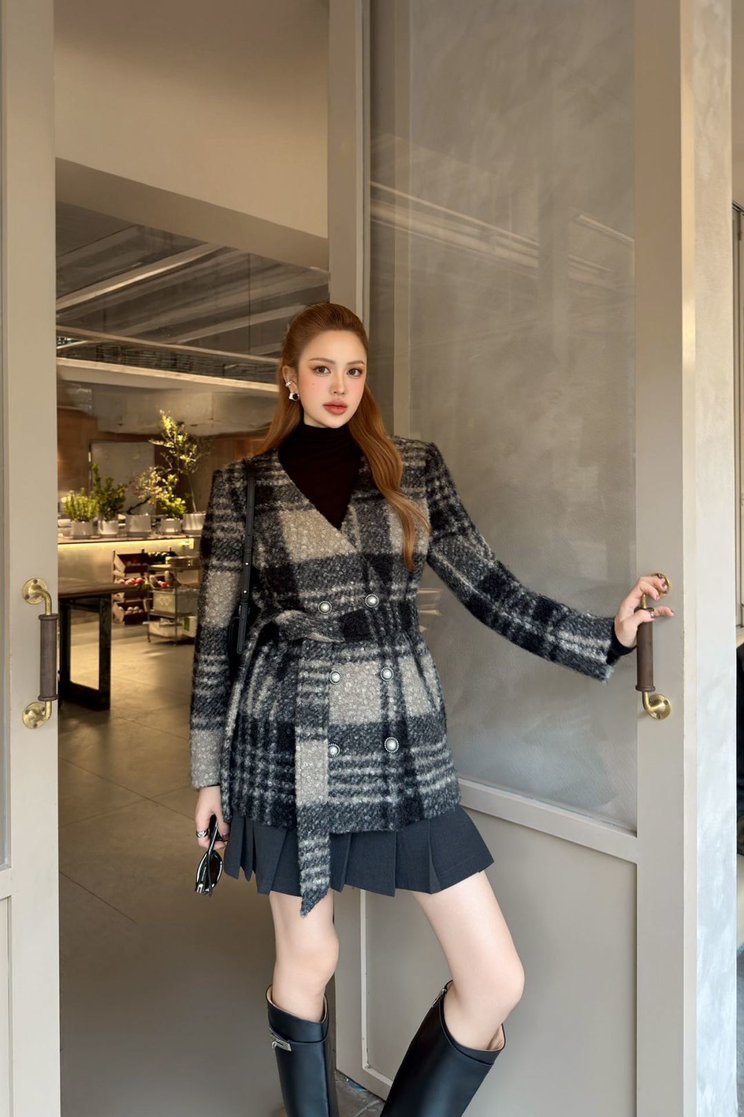 Cha 25fw v-neck belted dress jacket