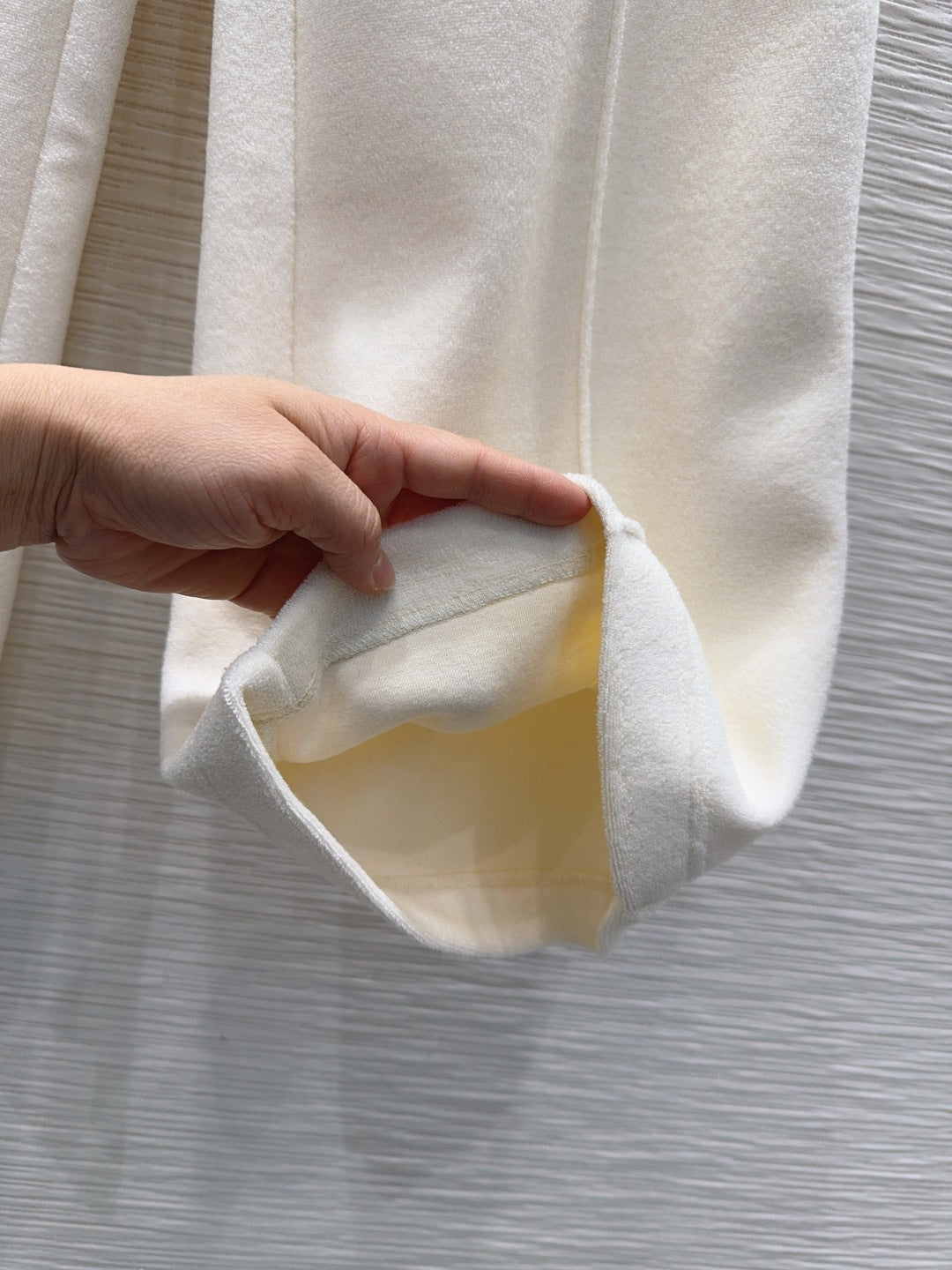 Lew 25fw new casual trousers