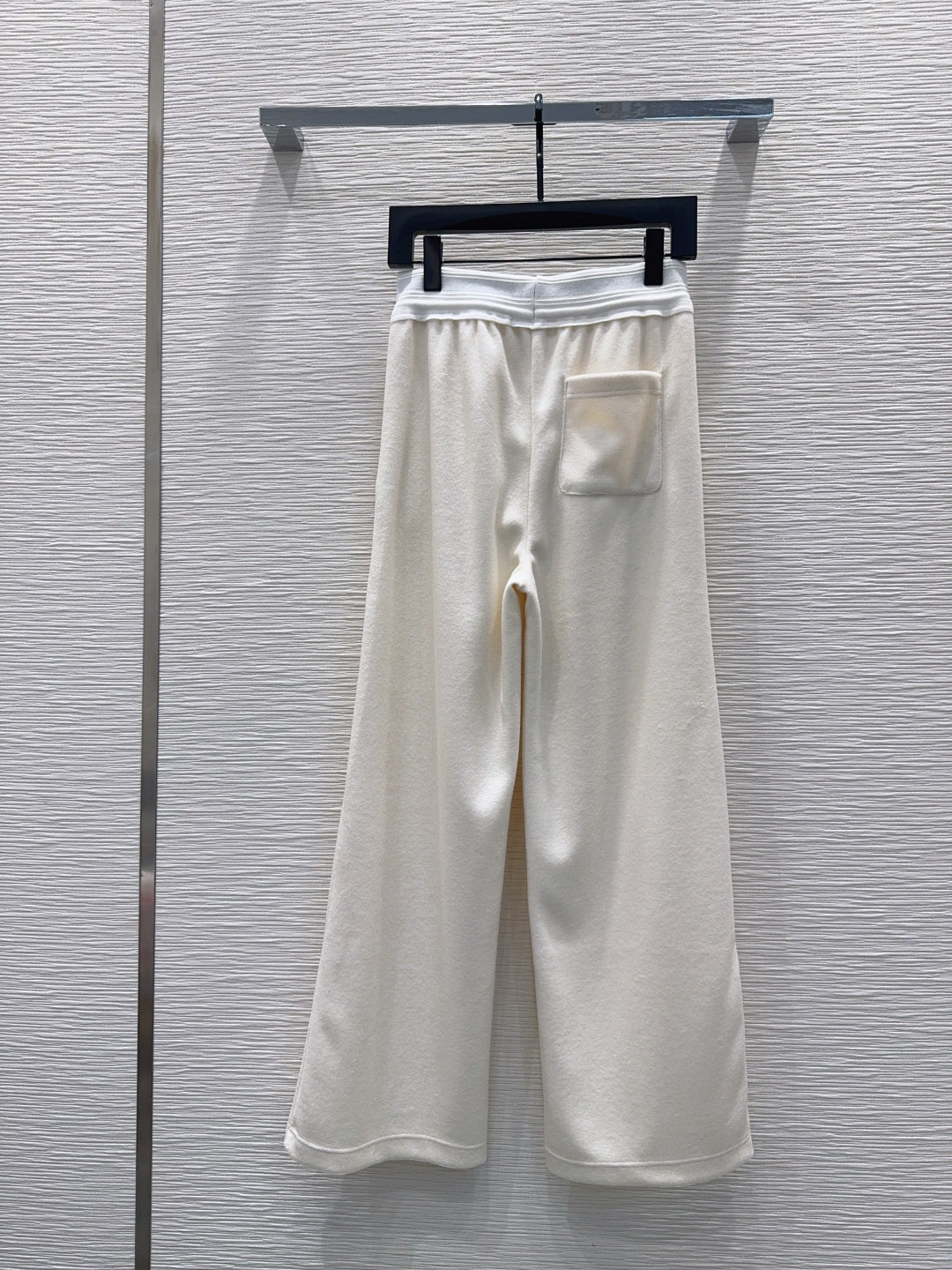 Lew 25fw new casual trousers