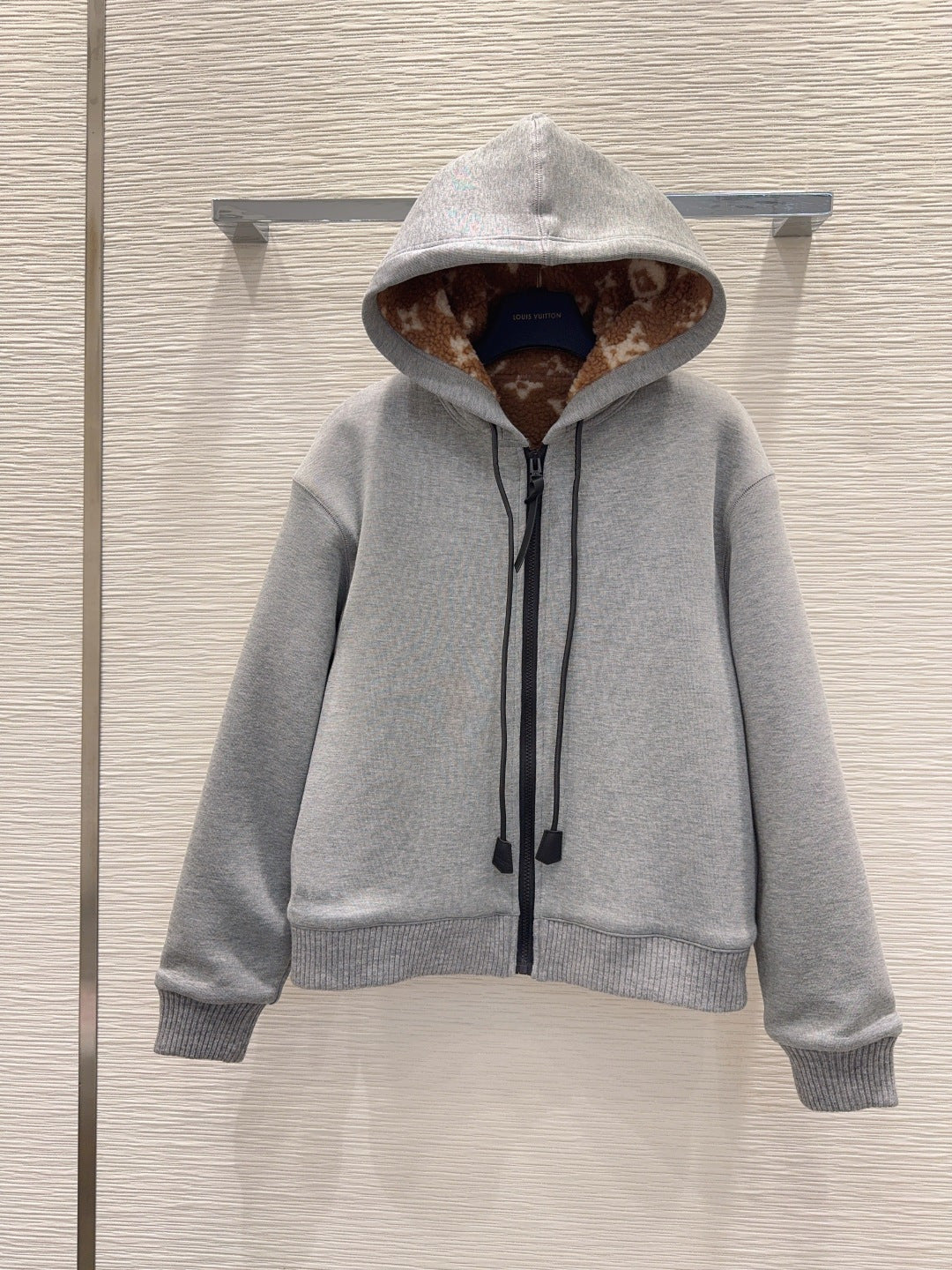 Loe 25fw comfortable lamb wool coat