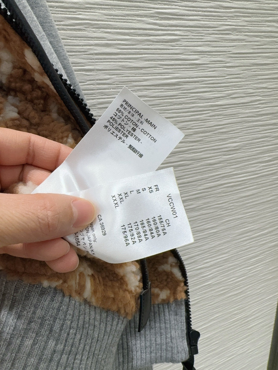 Loe 25fw comfortable lamb wool coat