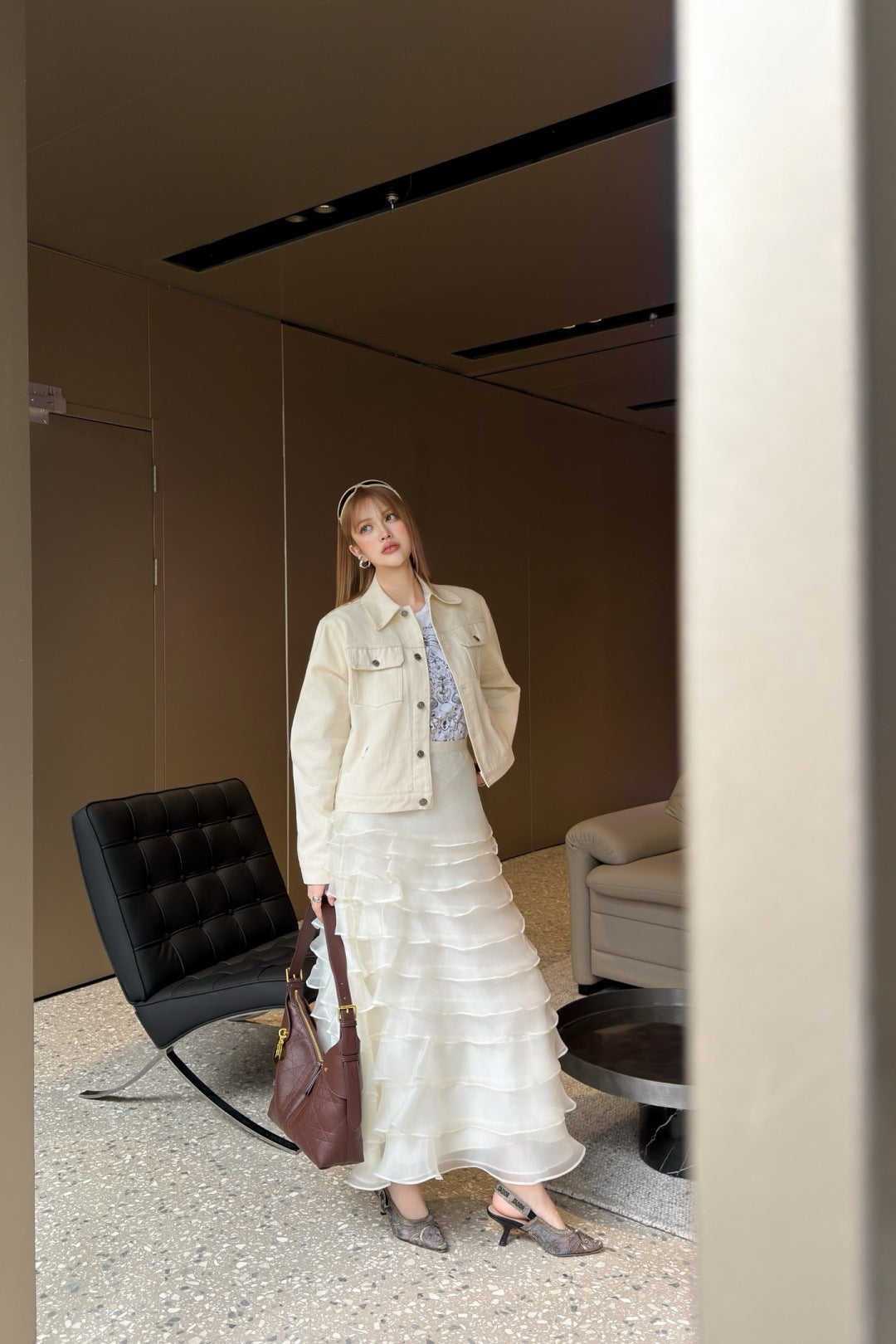 Cd 25fw retro and stylish coat